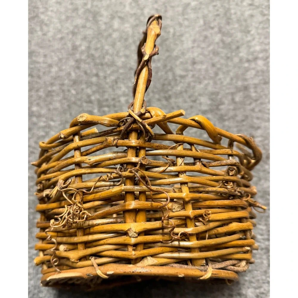 Small Rustic Grapevine Woven Basket w/ Handle and Plastic Liner Brown Farmhouse